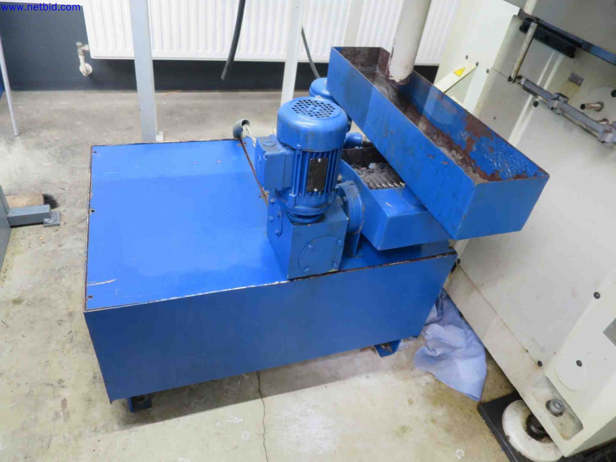 Máquinas CNC en buen estado para la fabricación de componentes metálicos de precisión-5