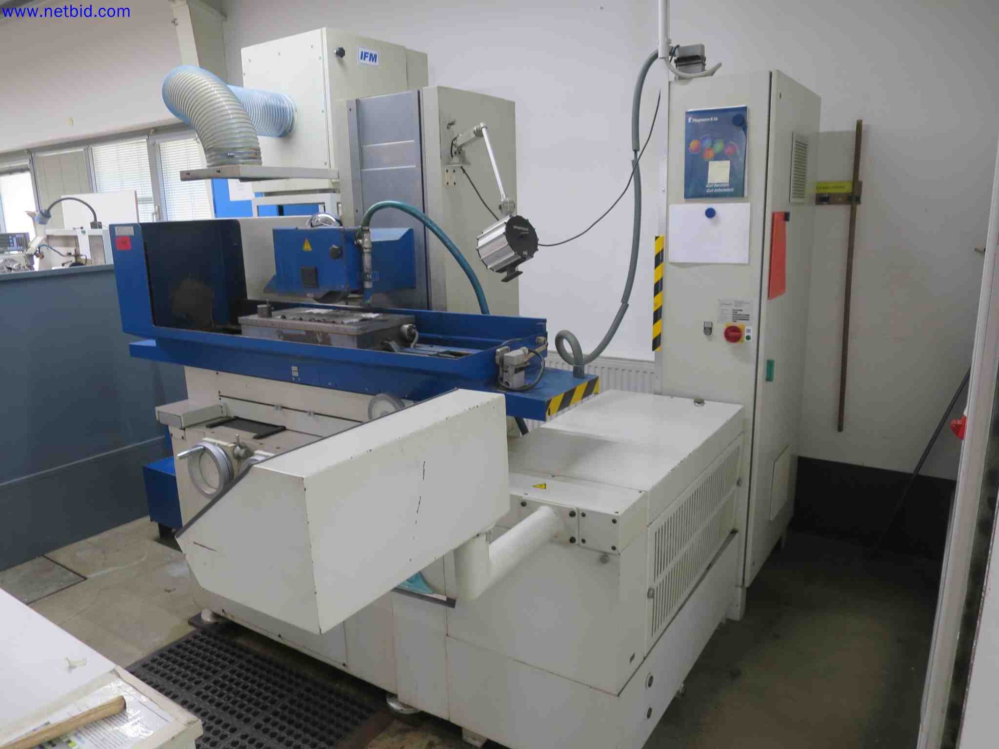 Máquinas CNC en buen estado para la fabricación de componentes metálicos de precisión-7
