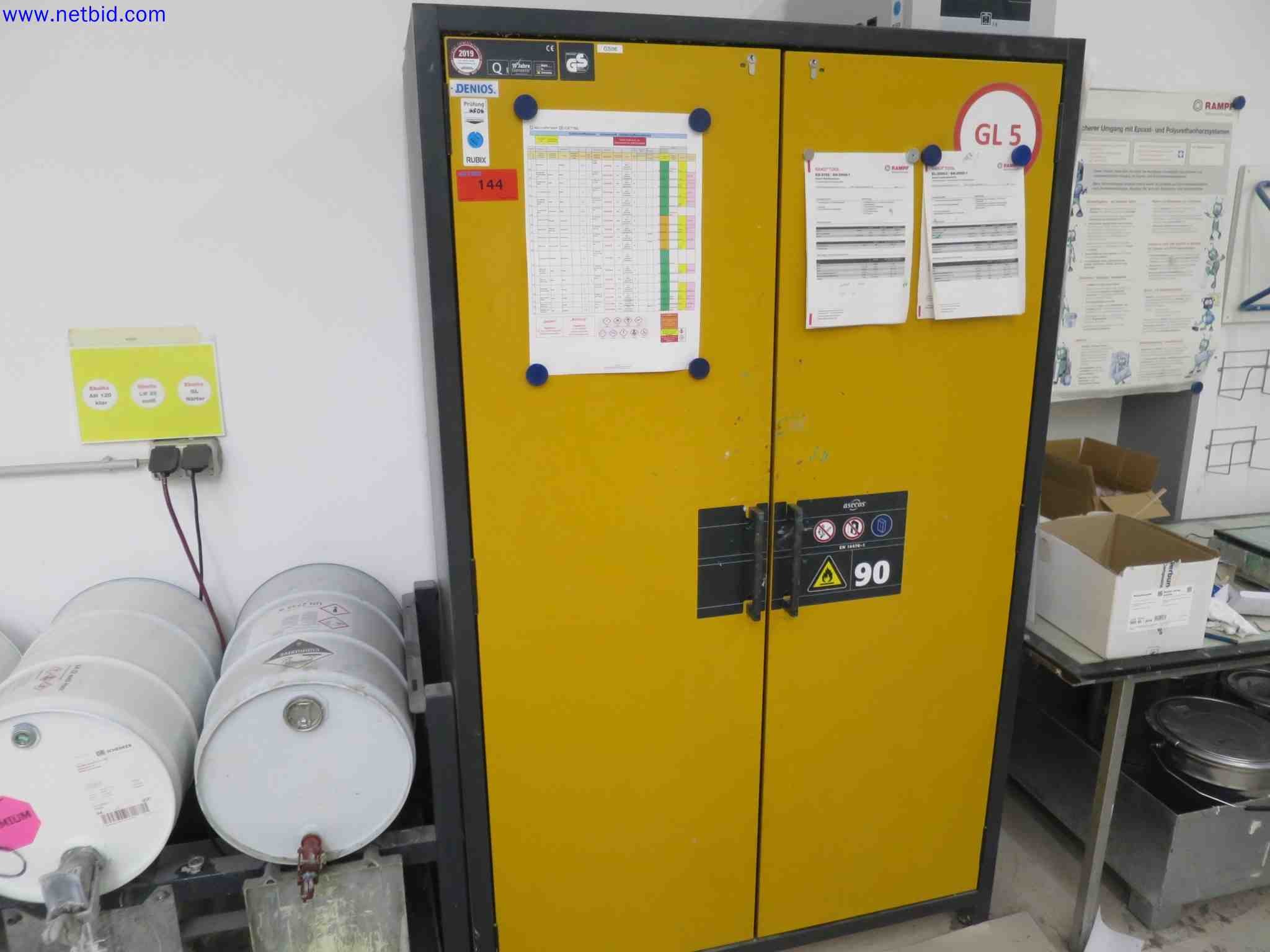 Máquinas CNC en buen estado para la fabricación de componentes metálicos de precisión-1