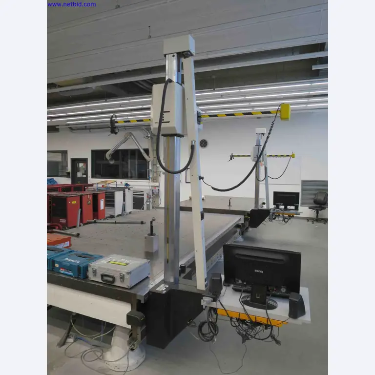 Máquinas CNC en buen estado para la fabricación de componentes metálicos de precisión-4