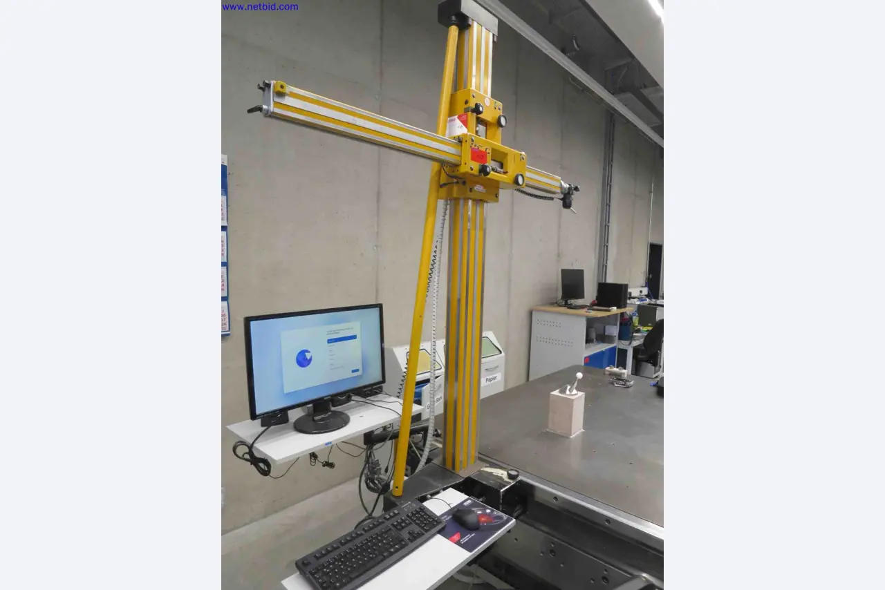 Máquinas CNC en buen estado para la fabricación de componentes metálicos de precisión-2