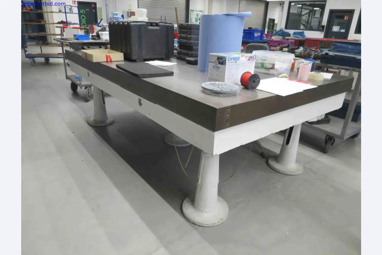 Máquinas CNC en buen estado para la fabricación de componentes metálicos de precisión-2
