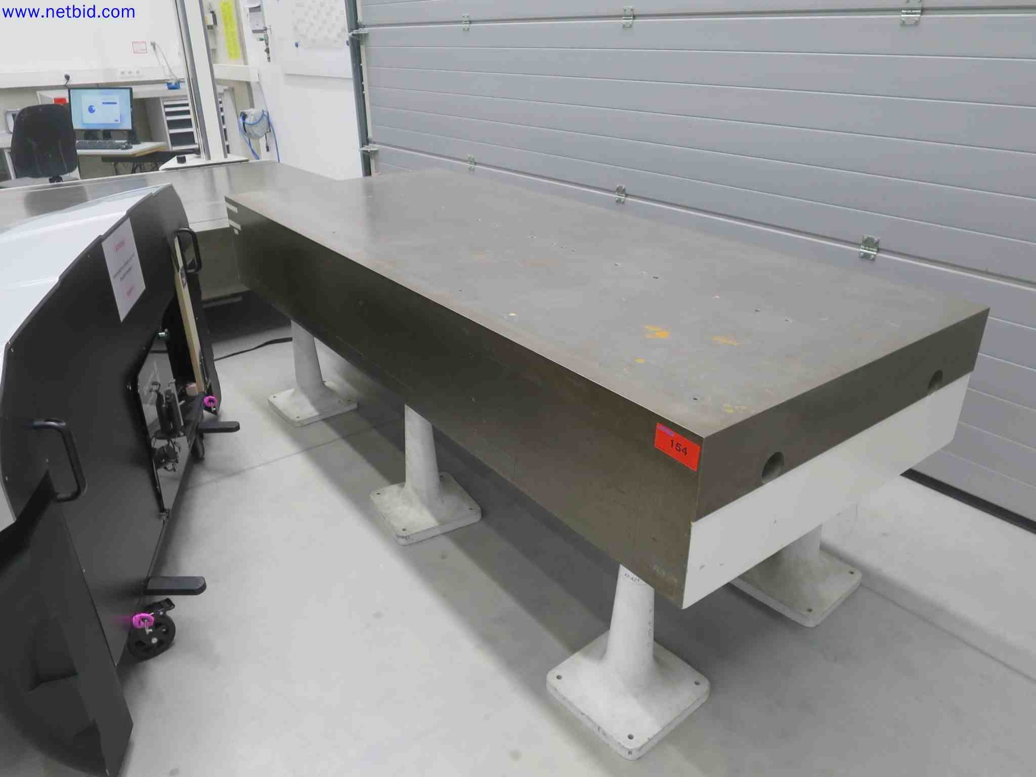 Máquinas CNC en buen estado para la fabricación de componentes metálicos de precisión-1