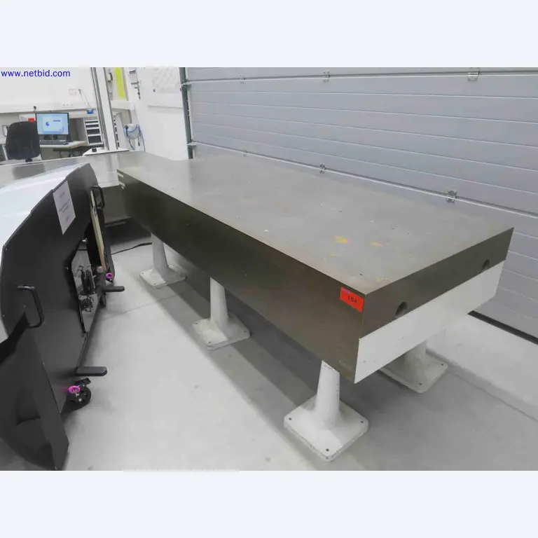Máquinas CNC en buen estado para la fabricación de componentes metálicos de precisión-1