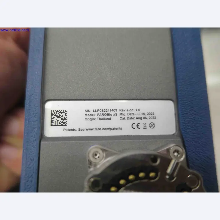 Well-maintained CNC machines for the production of precision metal components-6