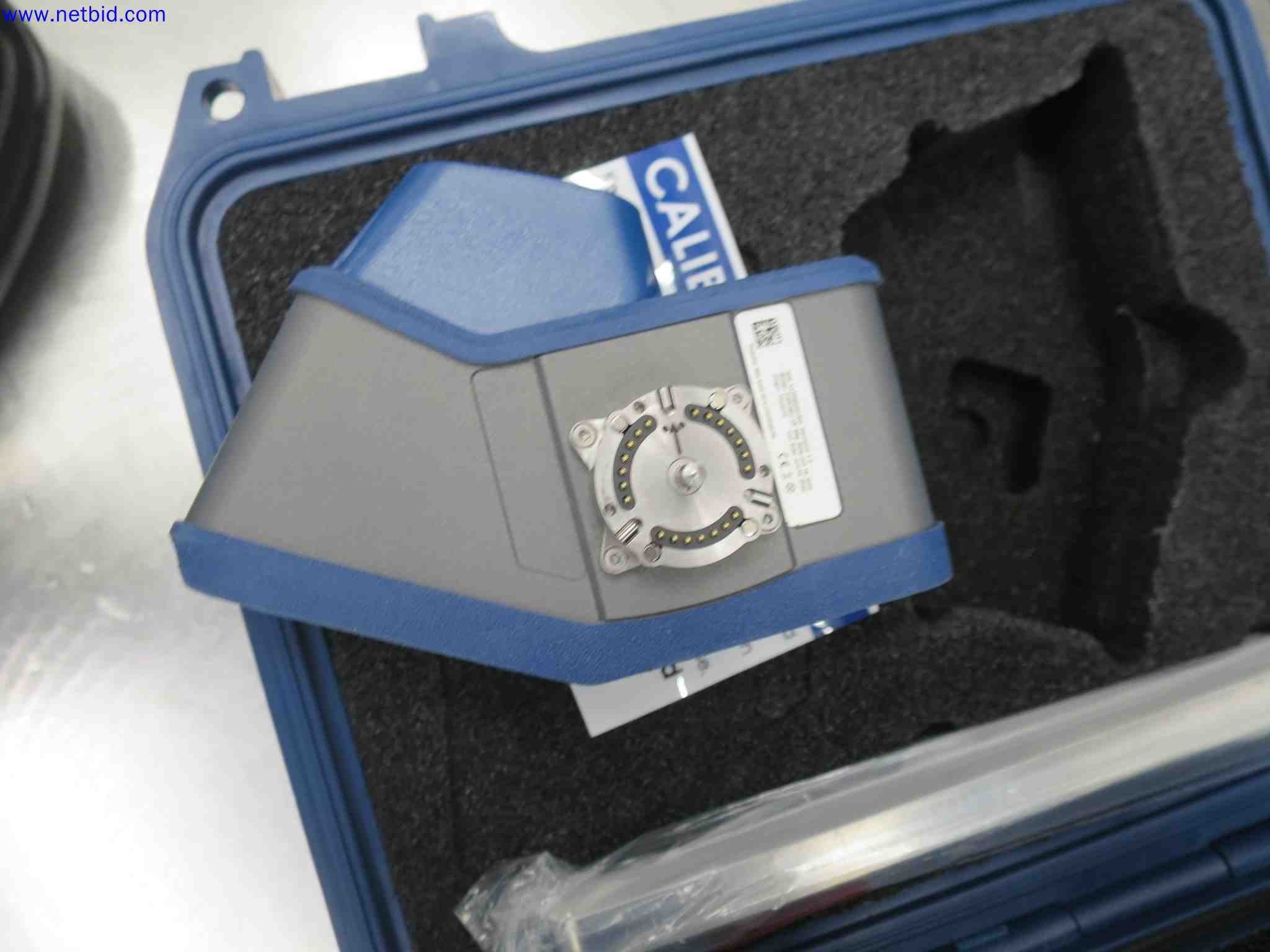 Well-maintained CNC machines for the production of precision metal components-4