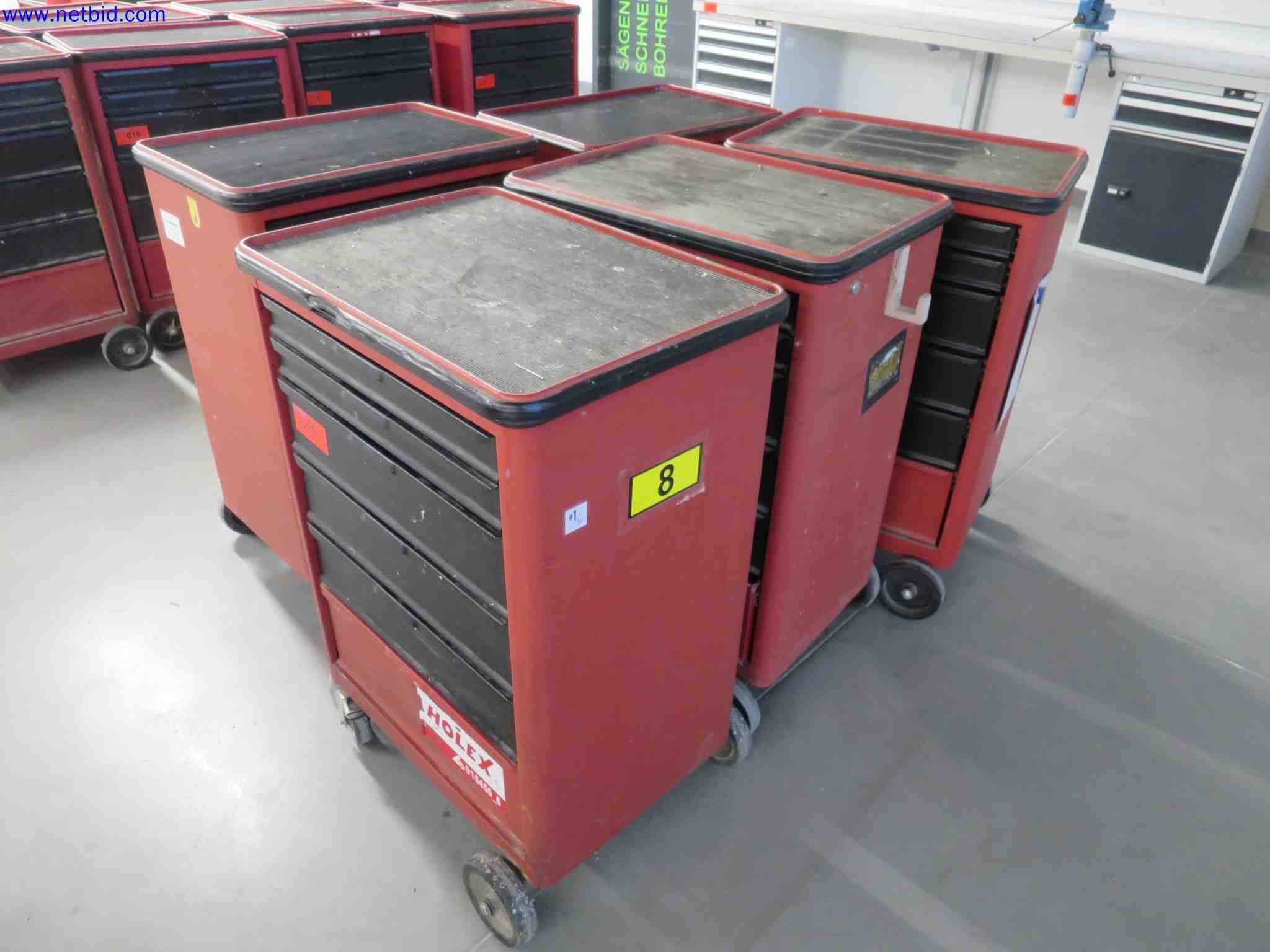 Well-maintained CNC machines for the production of precision metal components-2
