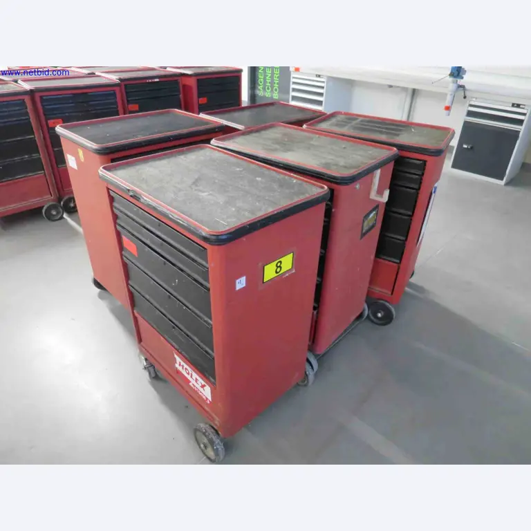Well-maintained CNC machines for the production of precision metal components-2