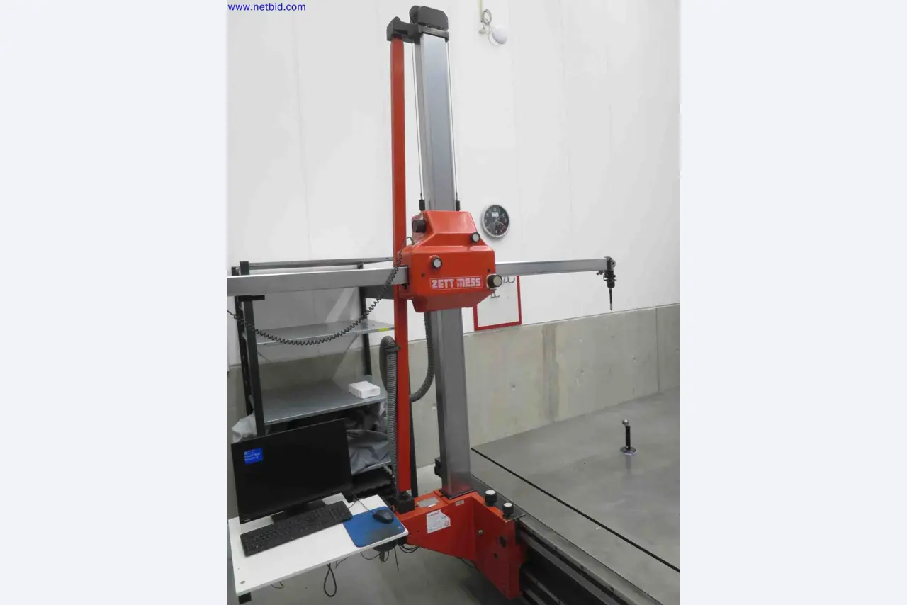 Máquinas CNC en buen estado para la fabricación de componentes metálicos de precisión-3