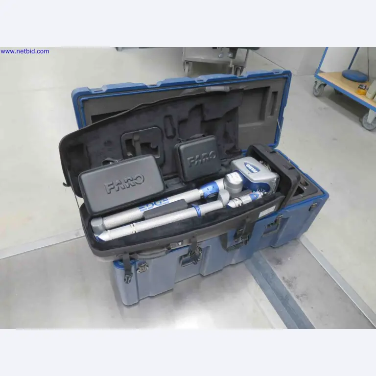 Máquinas CNC en buen estado para la fabricación de componentes metálicos de precisión-1