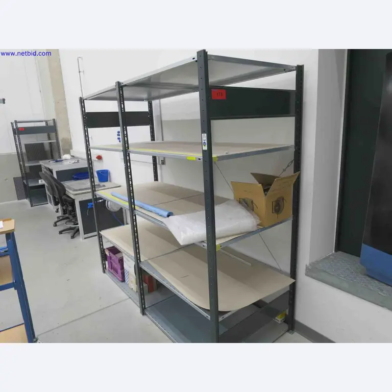 Máquinas CNC en buen estado para la fabricación de componentes metálicos de precisión-1