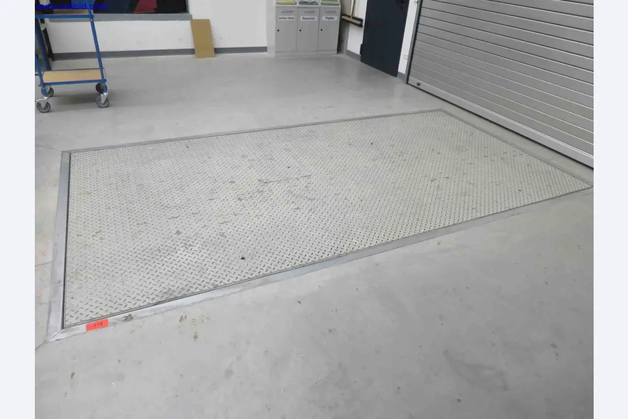 Máquinas CNC en buen estado para la fabricación de componentes metálicos de precisión-1