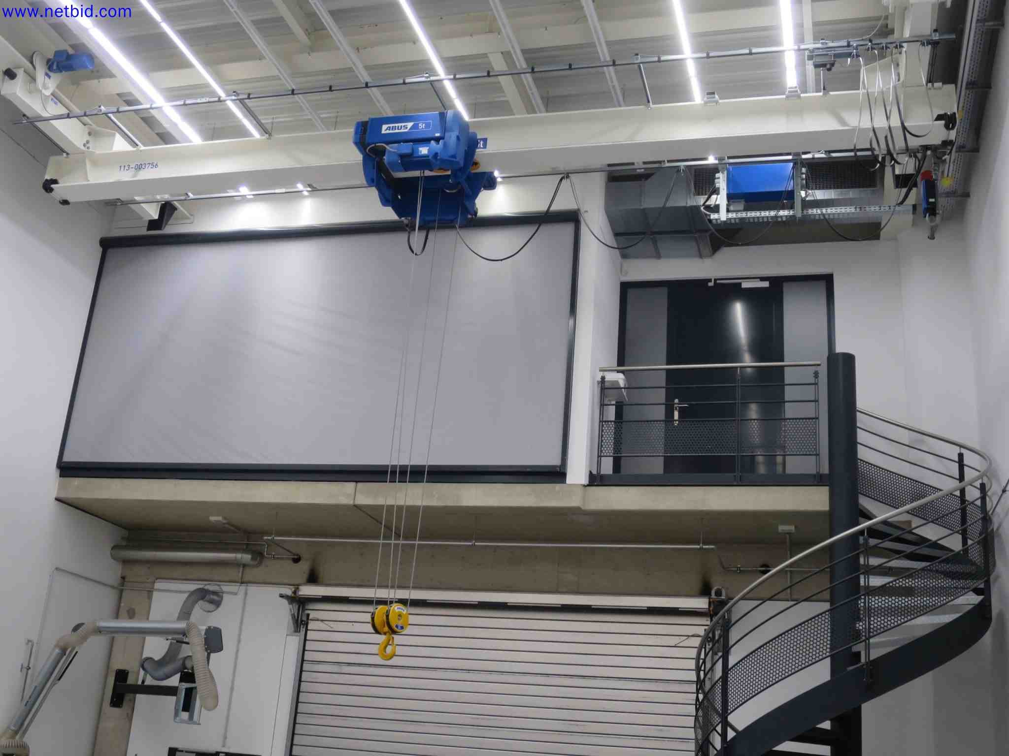 Máquinas CNC en buen estado para la fabricación de componentes metálicos de precisión-2