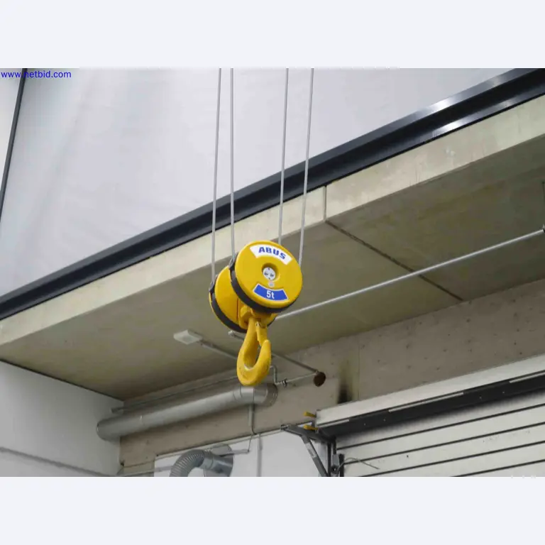 Máquinas CNC en buen estado para la fabricación de componentes metálicos de precisión-3