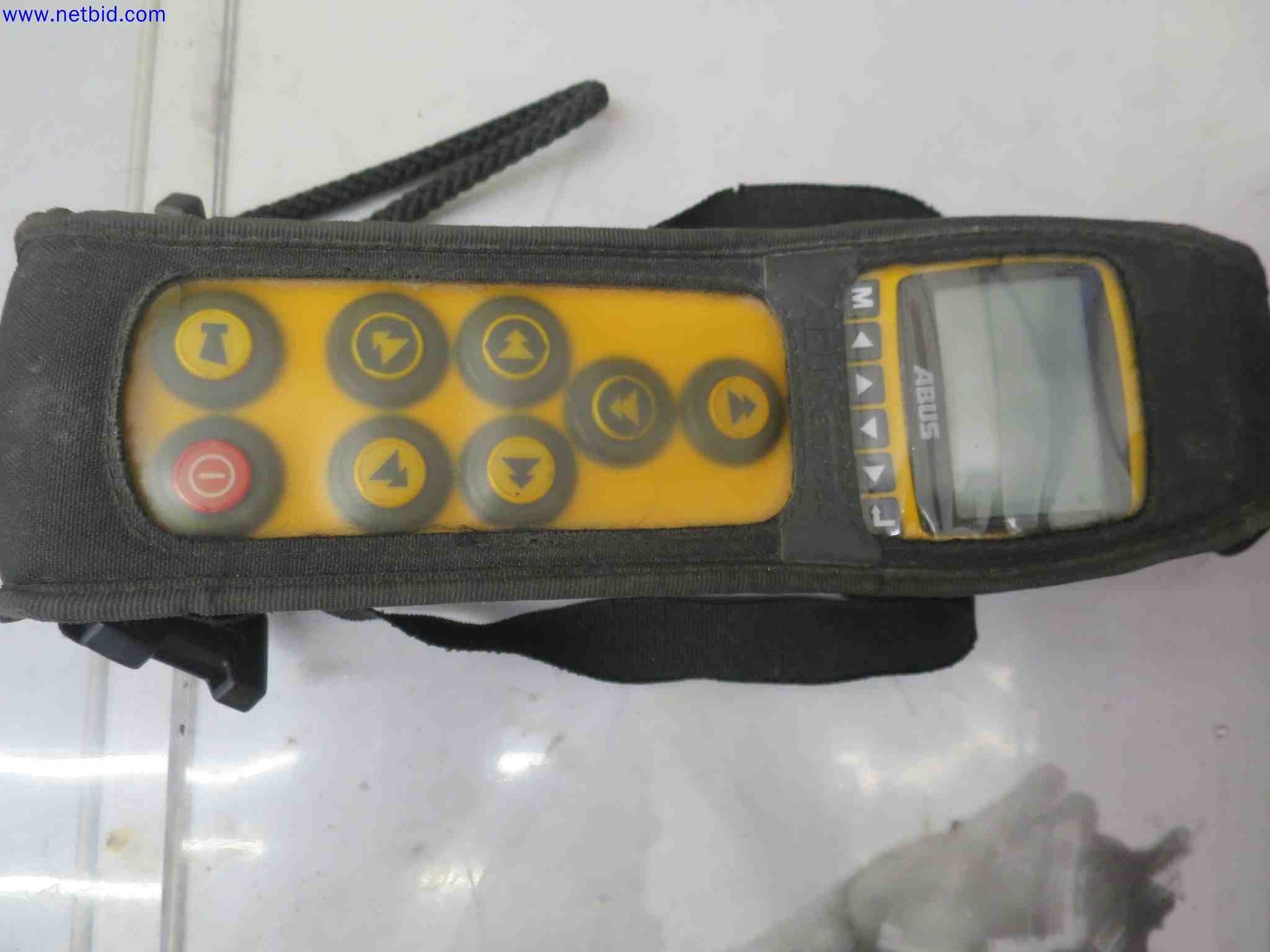 Máquinas CNC en buen estado para la fabricación de componentes metálicos de precisión-4