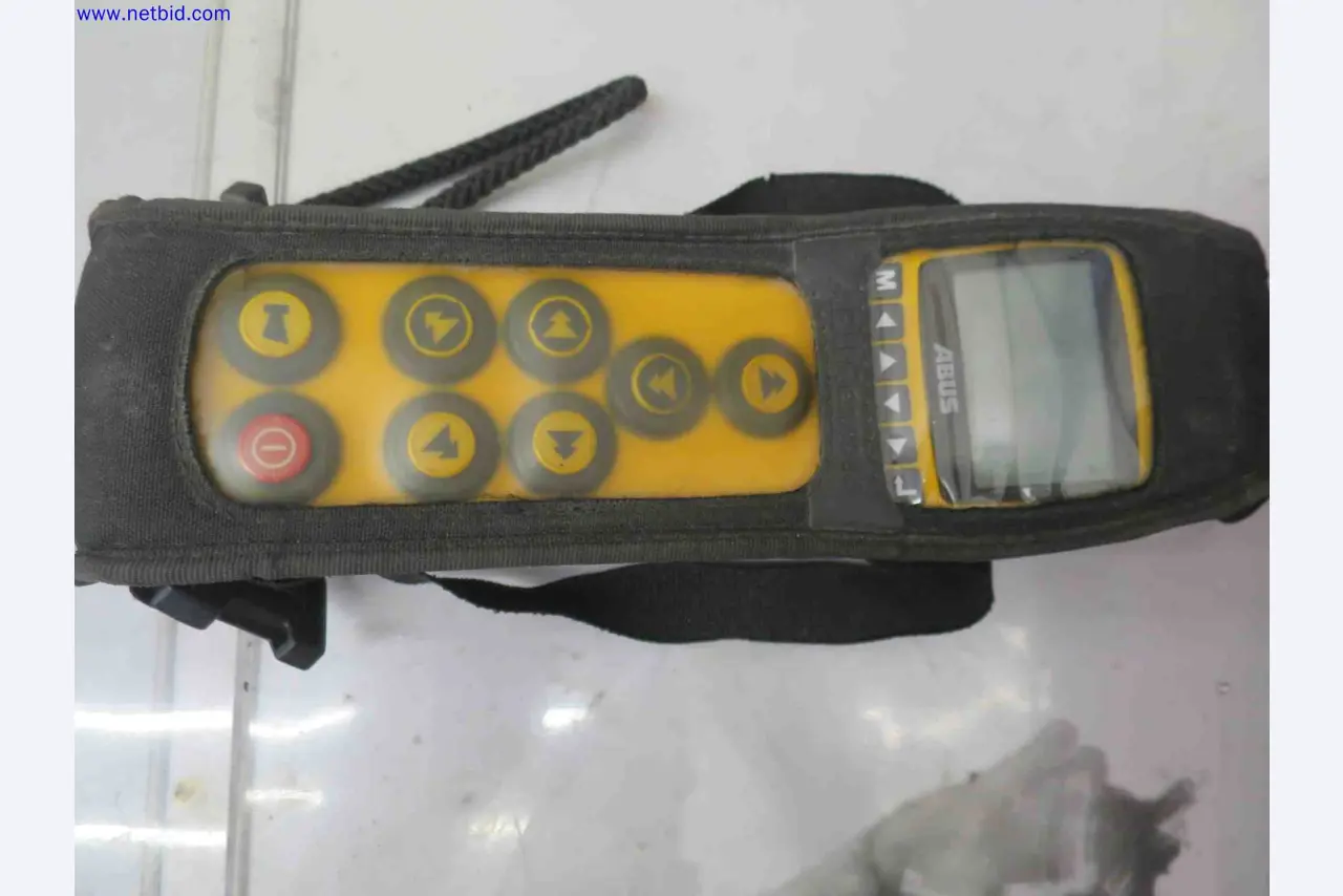 Máquinas CNC en buen estado para la fabricación de componentes metálicos de precisión-4