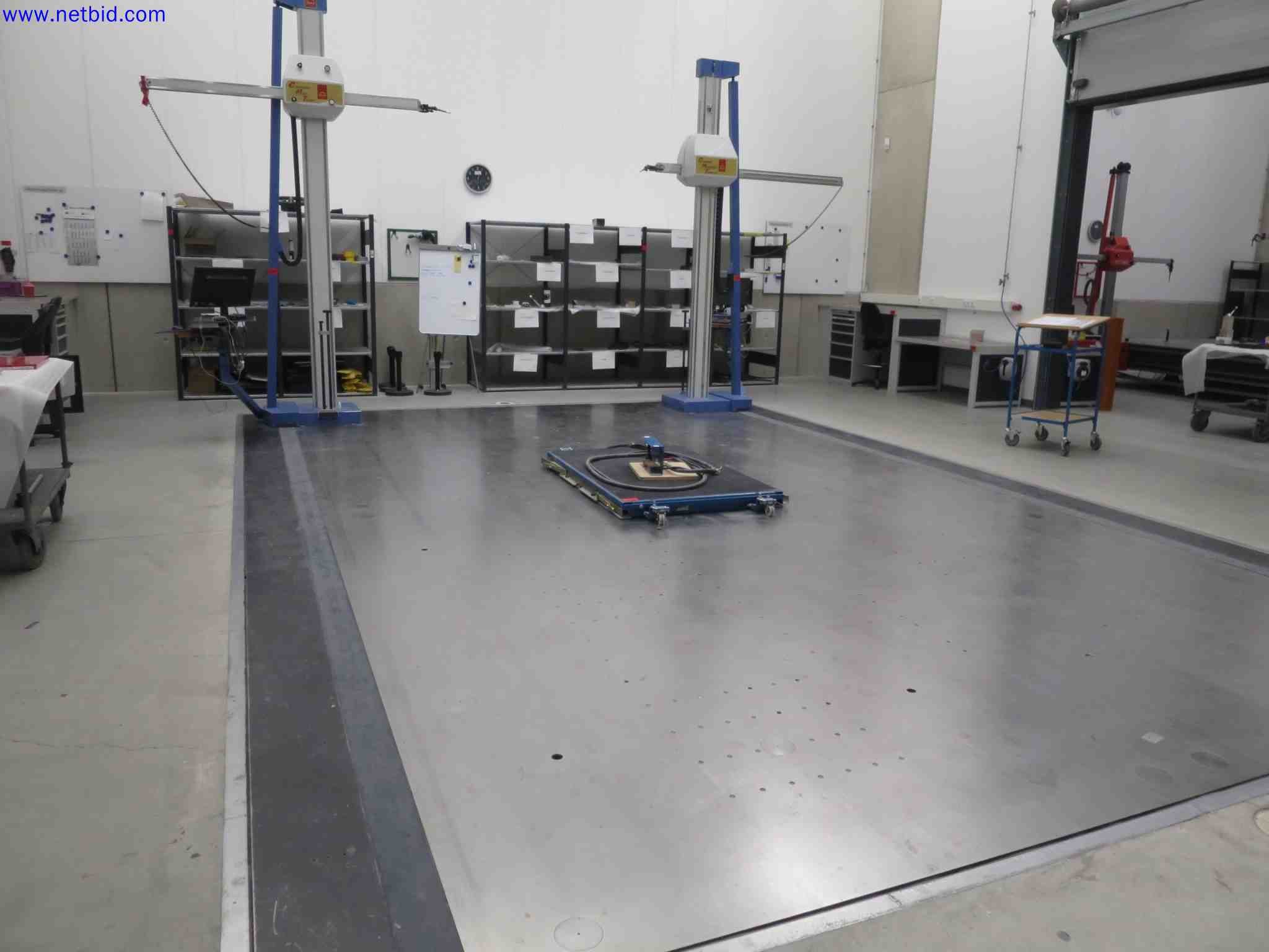 Máquinas CNC en buen estado para la fabricación de componentes metálicos de precisión-1