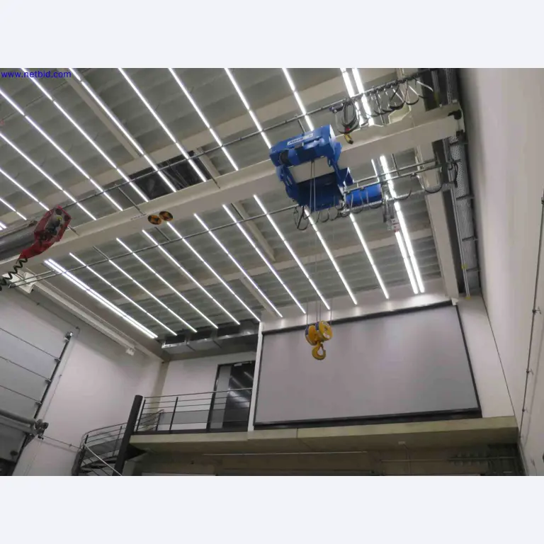 Máquinas CNC en buen estado para la fabricación de componentes metálicos de precisión-1