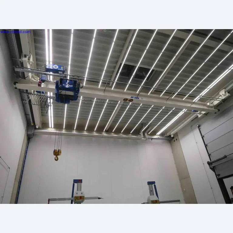 Máquinas CNC en buen estado para la fabricación de componentes metálicos de precisión-3