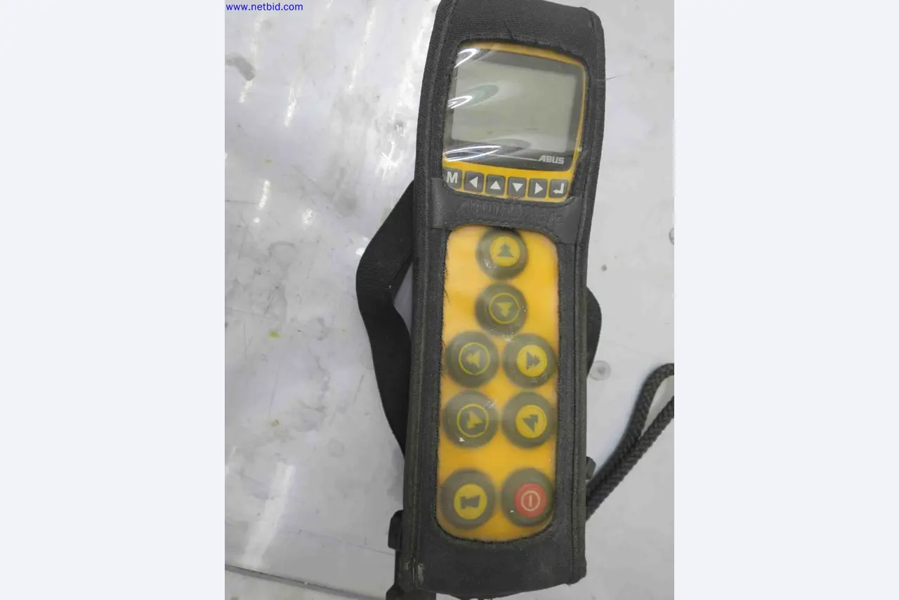 Máquinas CNC en buen estado para la fabricación de componentes metálicos de precisión-4
