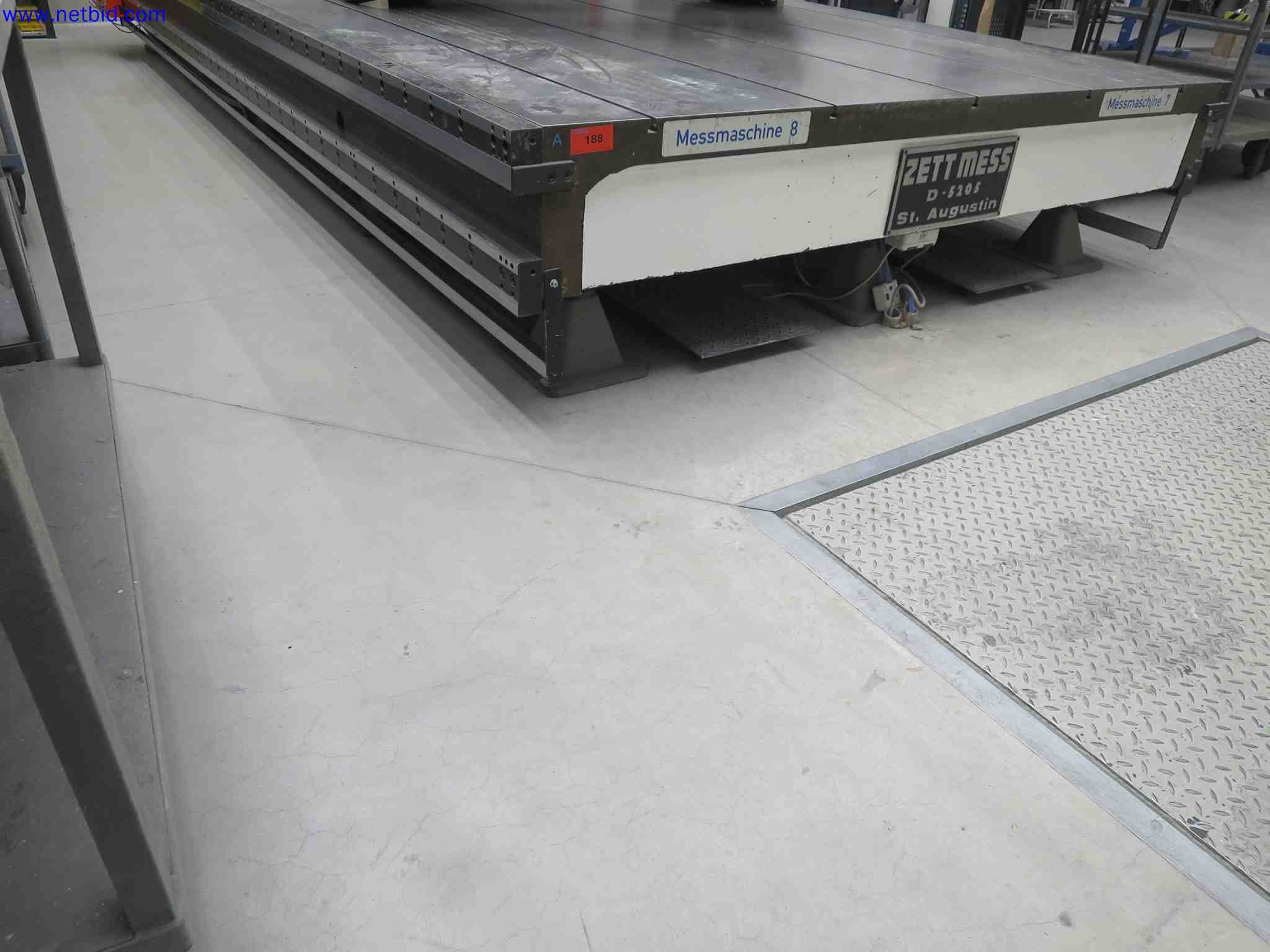Máquinas CNC en buen estado para la fabricación de componentes metálicos de precisión-1