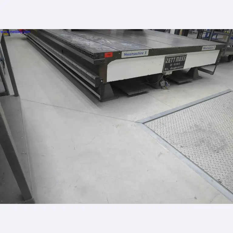 Máquinas CNC en buen estado para la fabricación de componentes metálicos de precisión-1