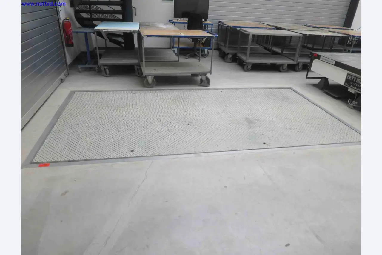 Máquinas CNC en buen estado para la fabricación de componentes metálicos de precisión-1