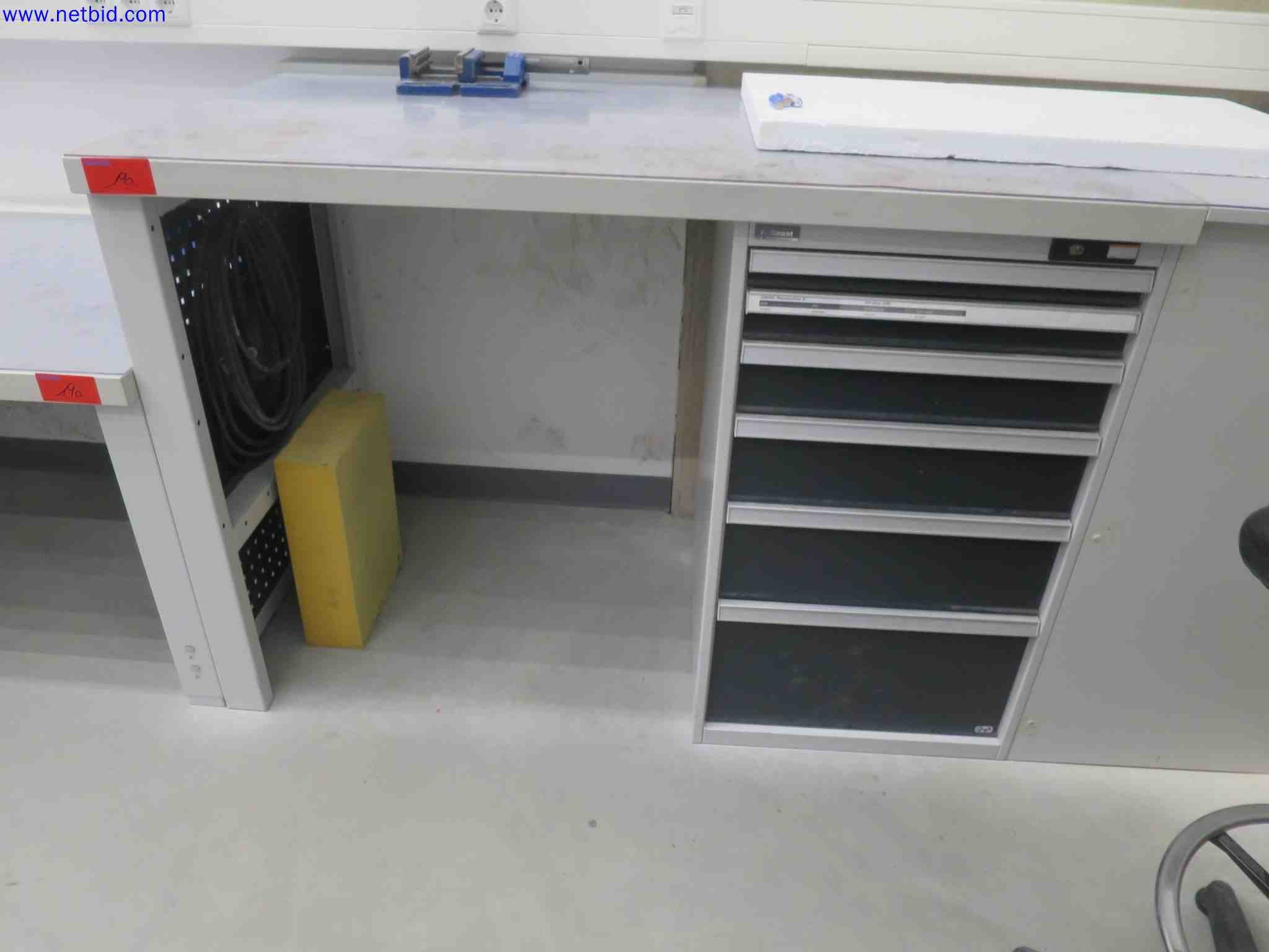 Máquinas CNC en buen estado para la fabricación de componentes metálicos de precisión-2