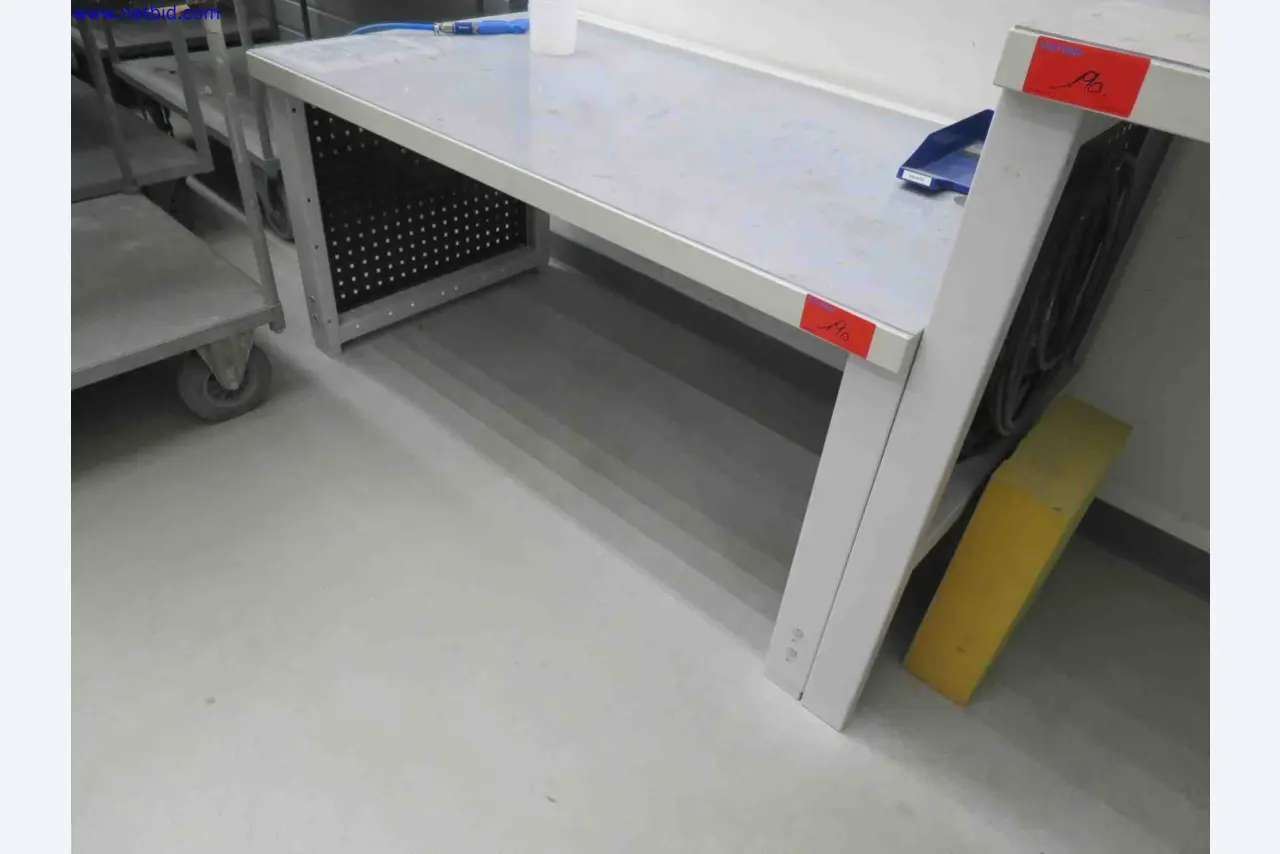 Máquinas CNC en buen estado para la fabricación de componentes metálicos de precisión-3