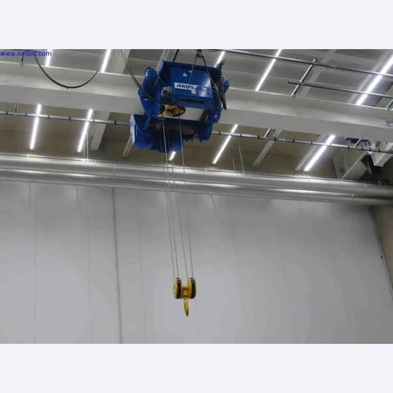 Máquinas CNC en buen estado para la fabricación de componentes metálicos de precisión-2