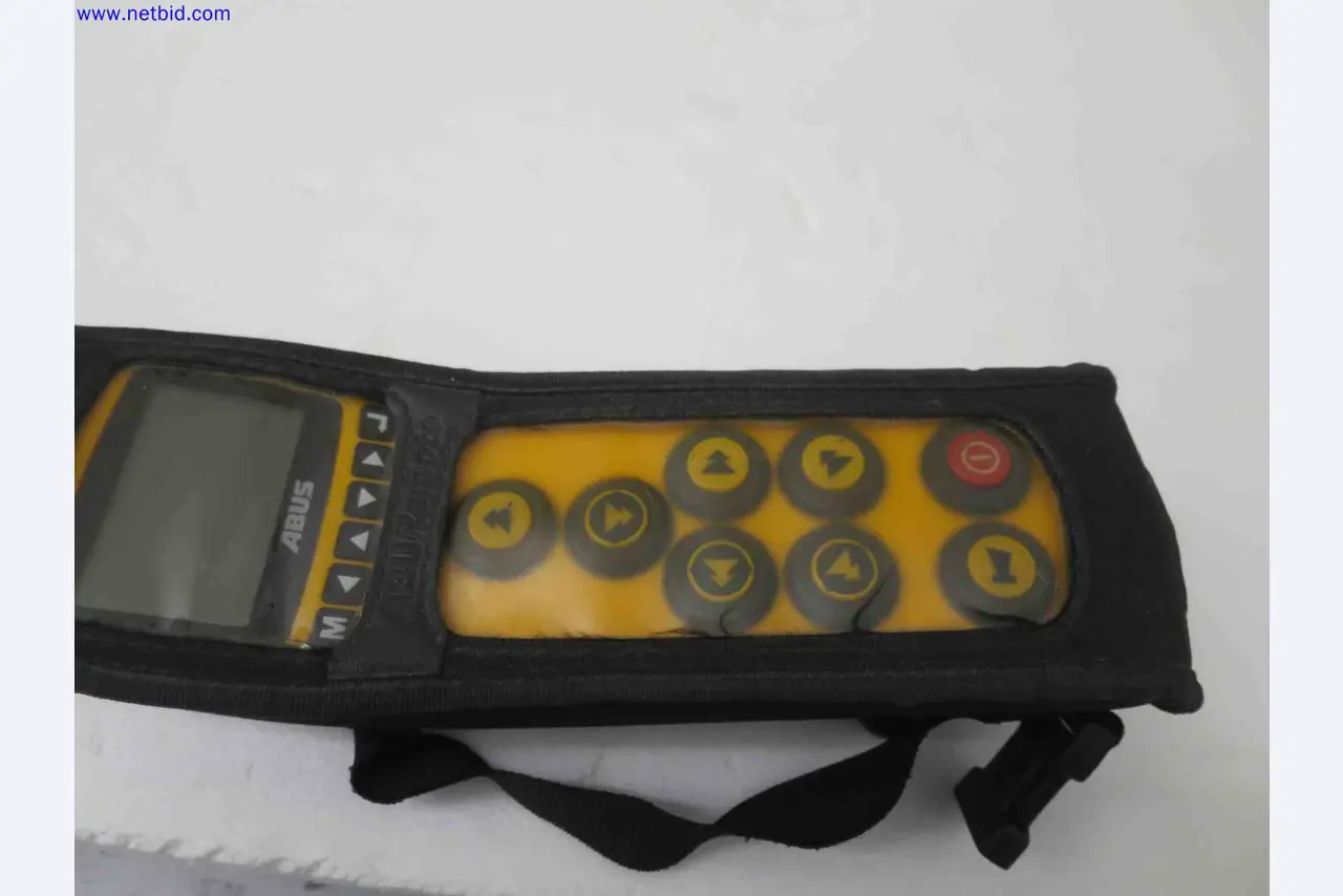 Máquinas CNC en buen estado para la fabricación de componentes metálicos de precisión-4