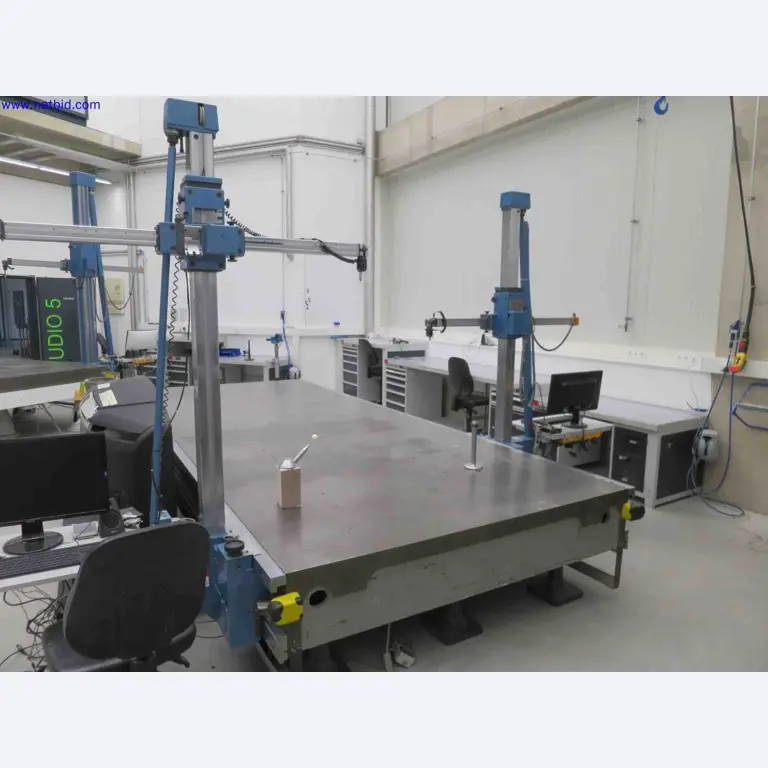 Máquinas CNC en buen estado para la fabricación de componentes metálicos de precisión-4