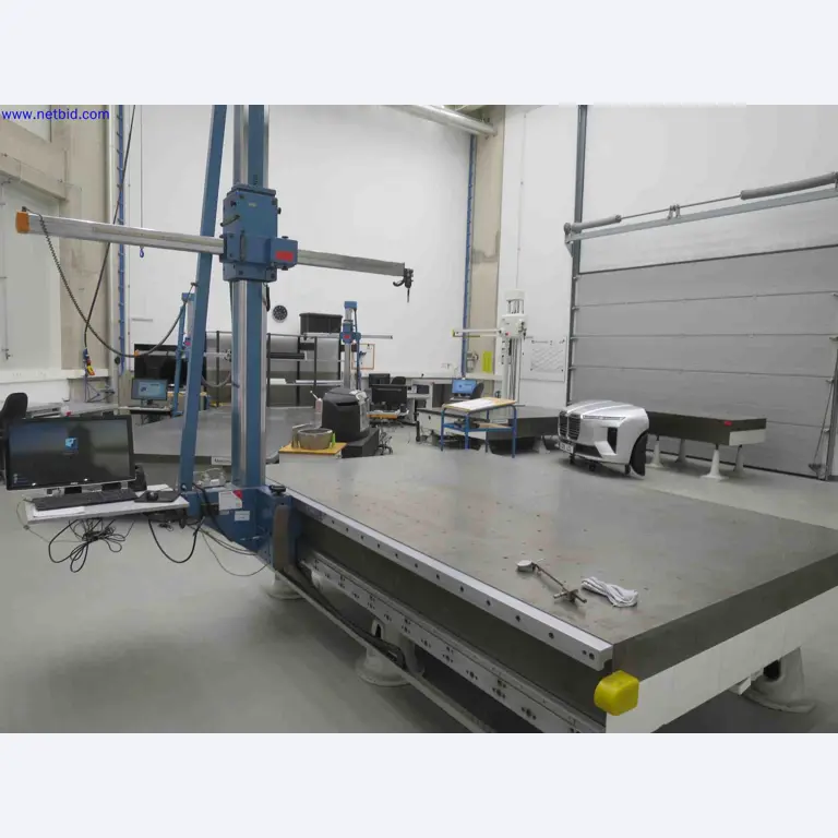 Máquinas CNC en buen estado para la fabricación de componentes metálicos de precisión-2