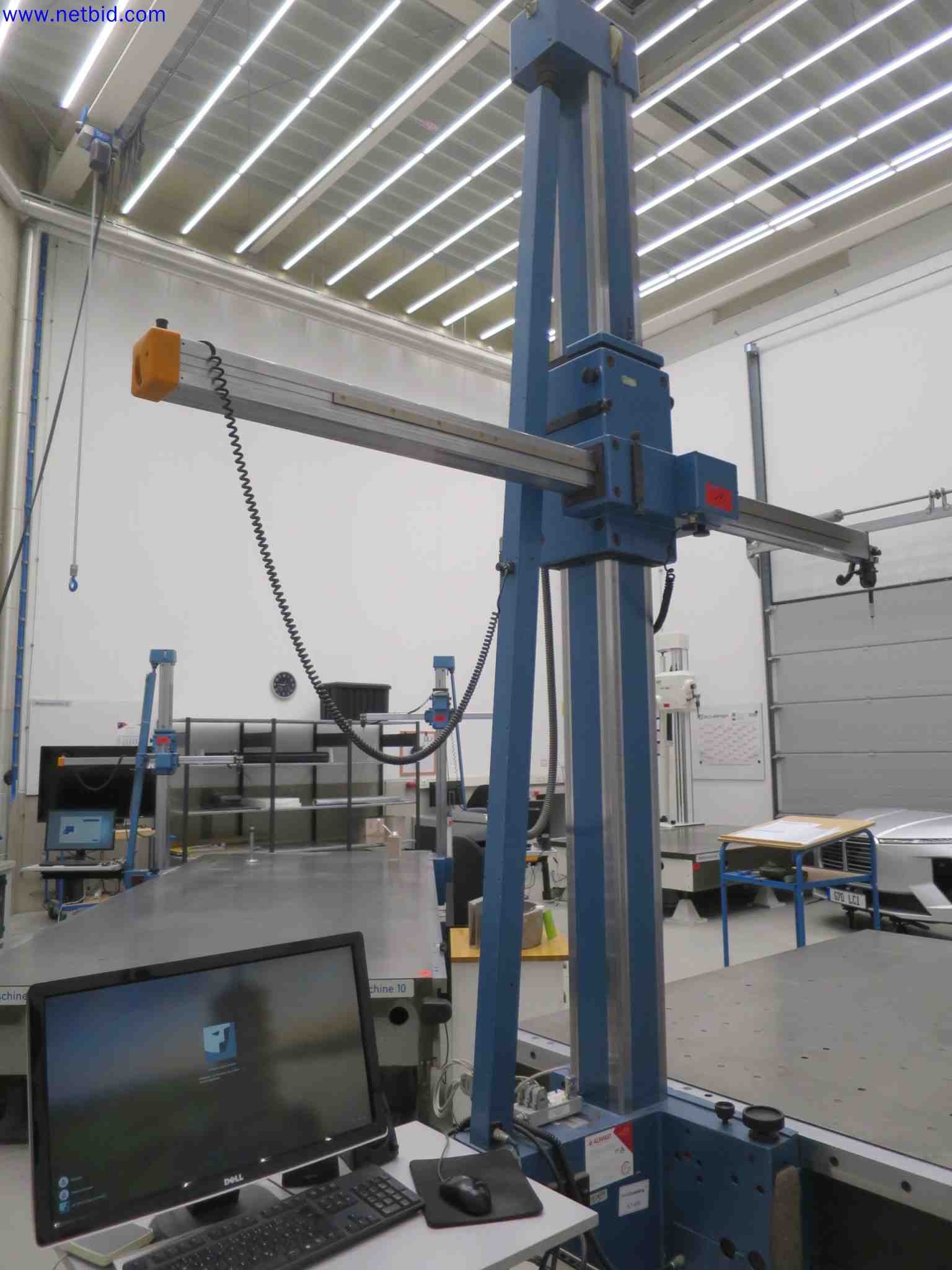 Máquinas CNC en buen estado para la fabricación de componentes metálicos de precisión-4