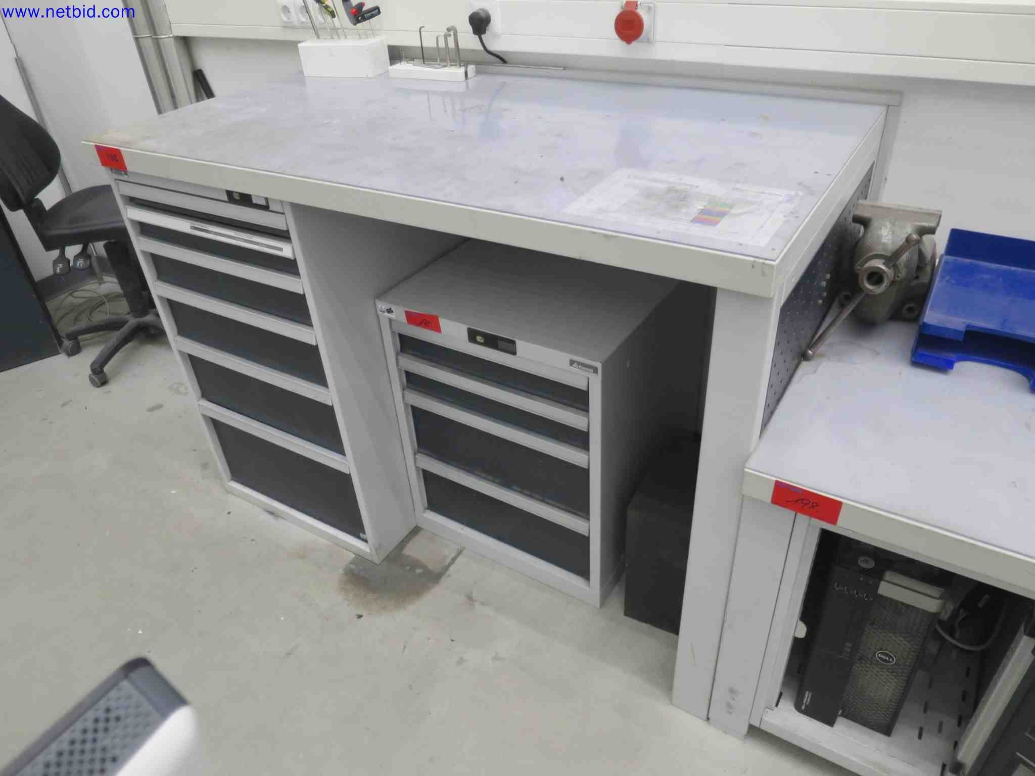 Máquinas CNC en buen estado para la fabricación de componentes metálicos de precisión-1