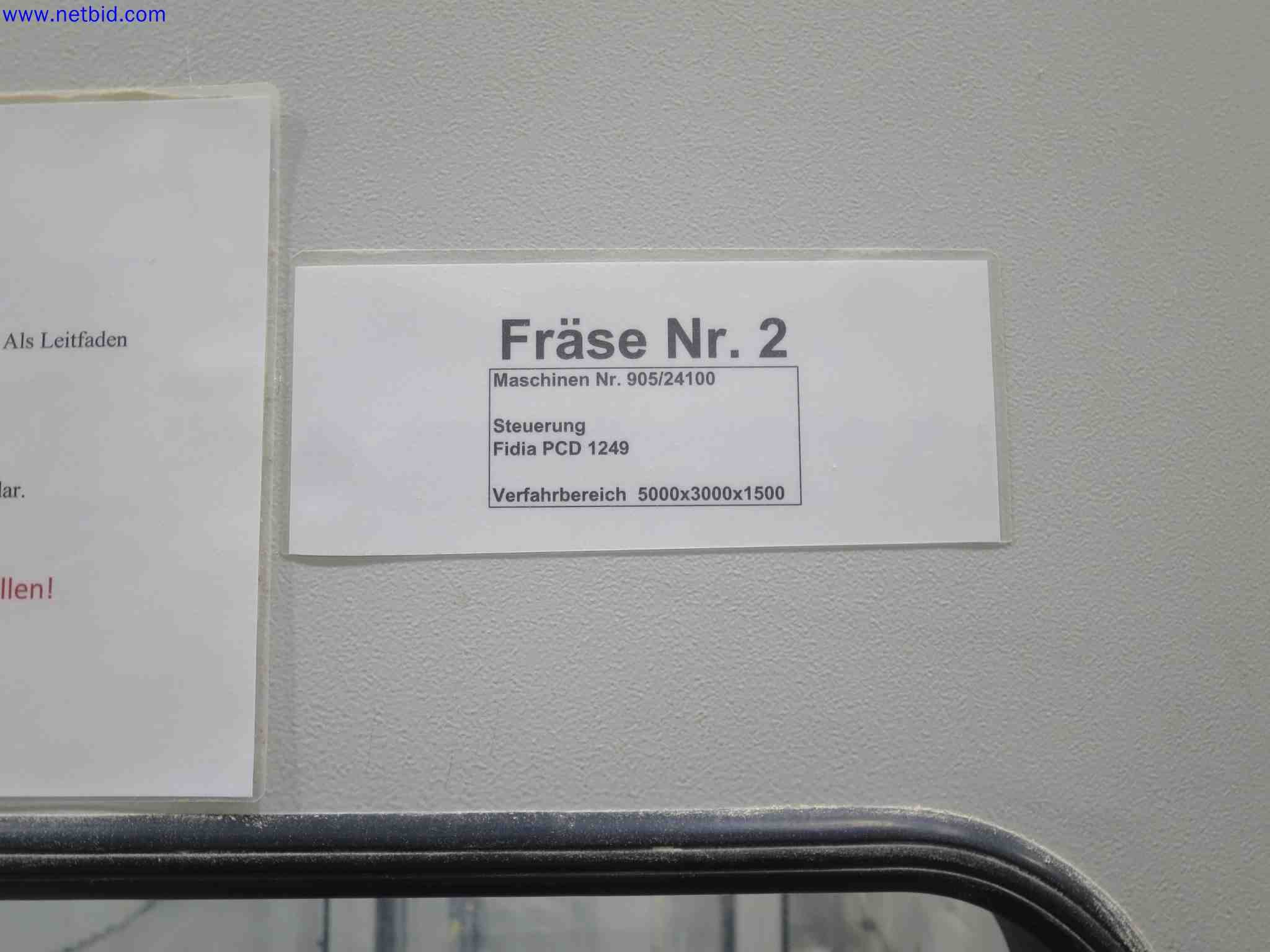 Machines CNC bien entretenues destinées à la fabrication de pièces métalliques de précision-15