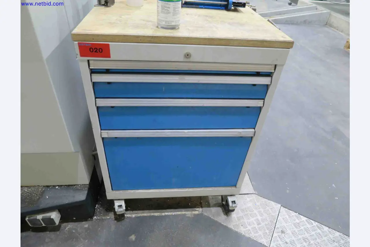 Máquinas CNC en buen estado para la fabricación de componentes metálicos de precisión-1