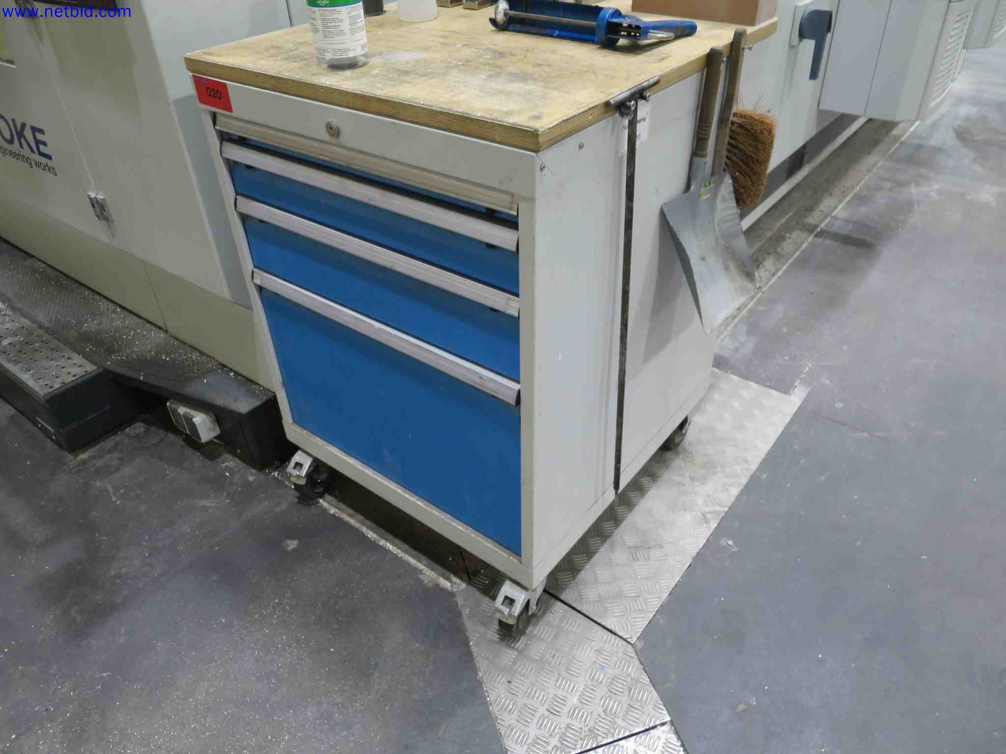 Máquinas CNC en buen estado para la fabricación de componentes metálicos de precisión-2