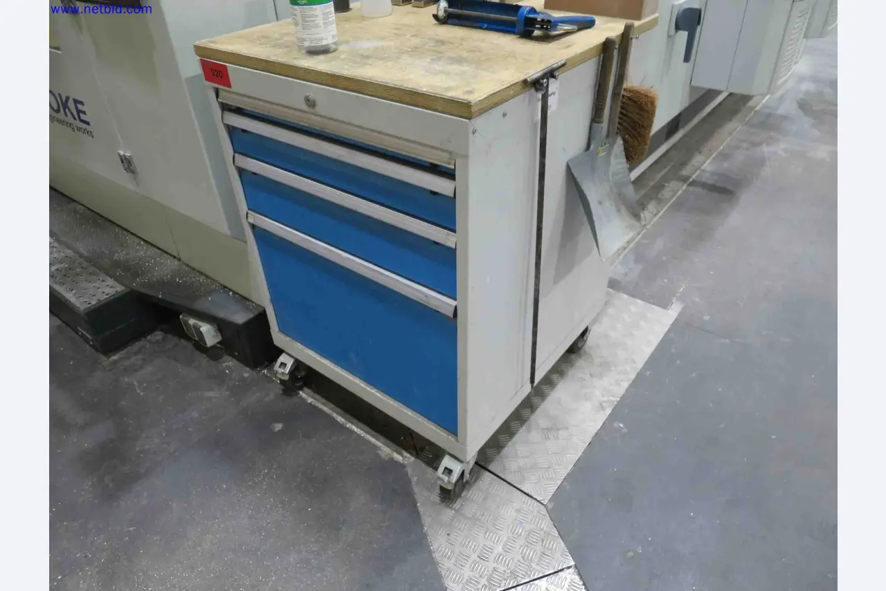Máquinas CNC en buen estado para la fabricación de componentes metálicos de precisión-2