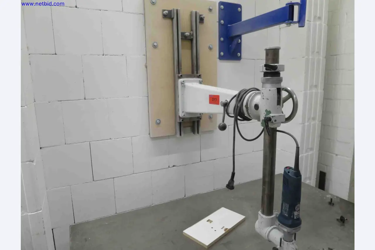 Machines CNC bien entretenues destinées à la fabrication de pièces métalliques de précision-1
