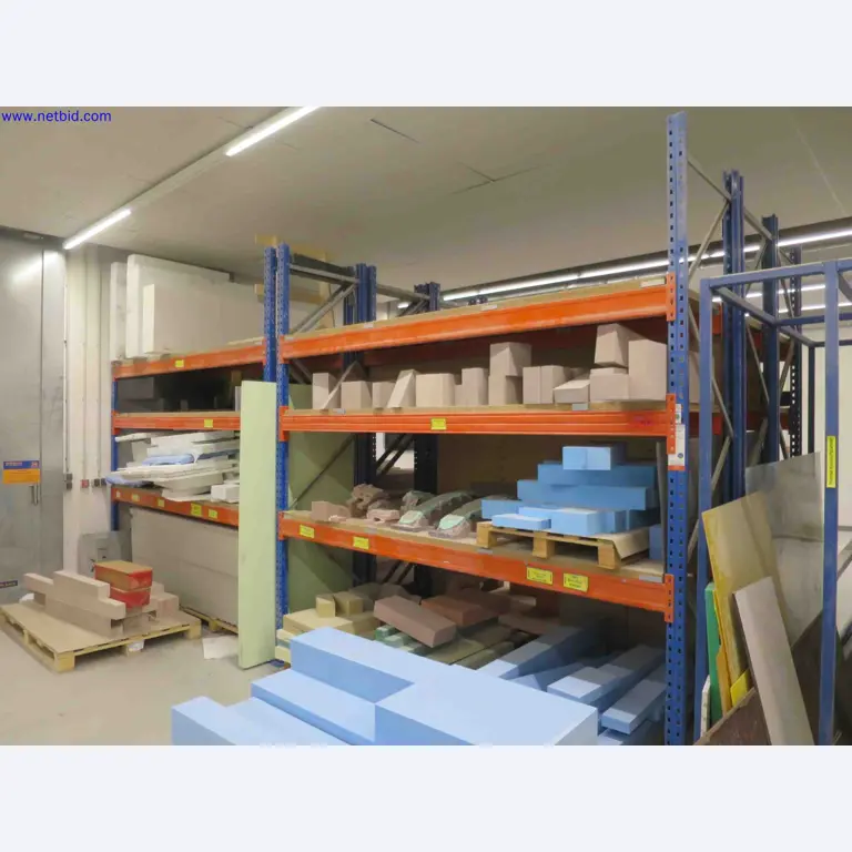 Machines CNC bien entretenues destinées à la fabrication de pièces métalliques de précision-1