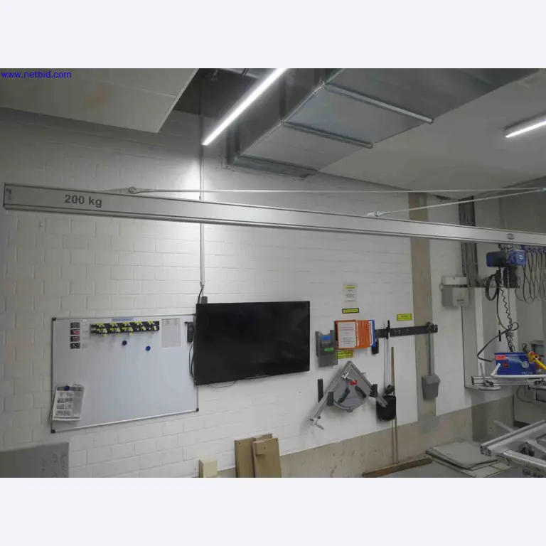 Máquinas CNC en buen estado para la fabricación de componentes metálicos de precisión-2