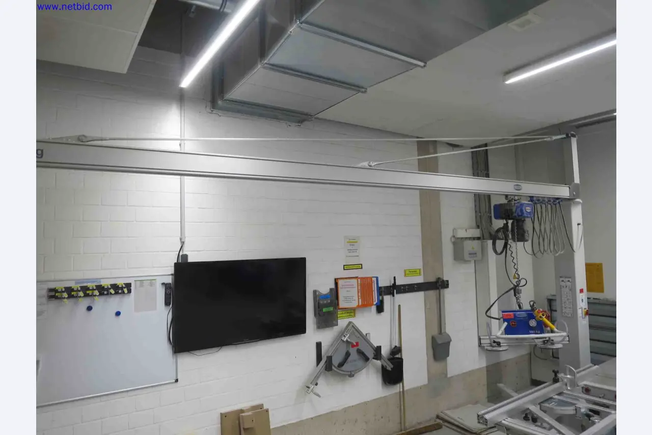 Máquinas CNC en buen estado para la fabricación de componentes metálicos de precisión-3