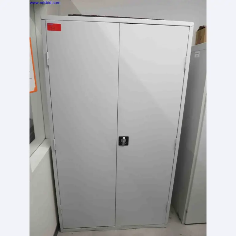 Máquinas CNC en buen estado para la fabricación de componentes metálicos de precisión-1