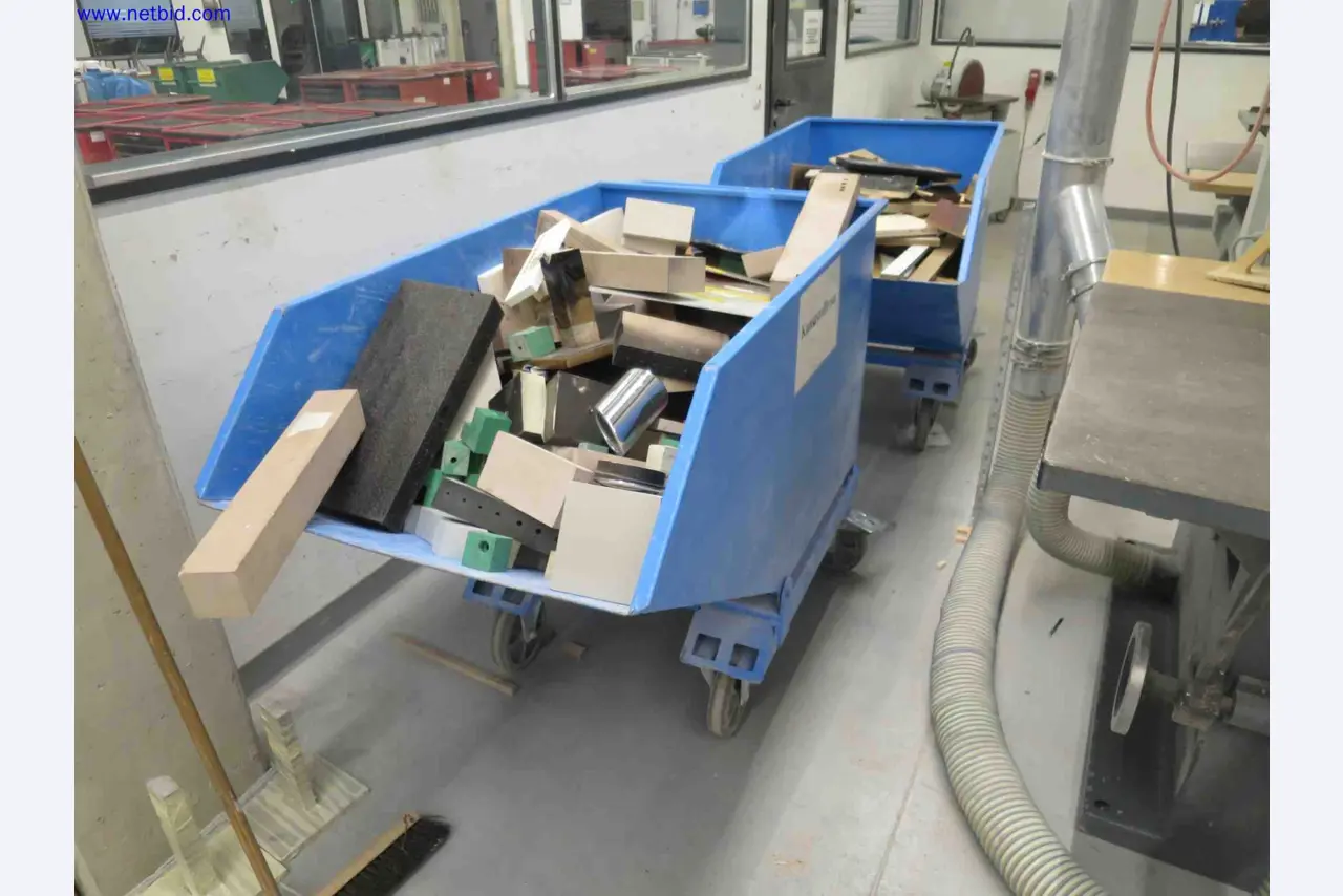 Máquinas CNC en buen estado para la fabricación de componentes metálicos de precisión-3