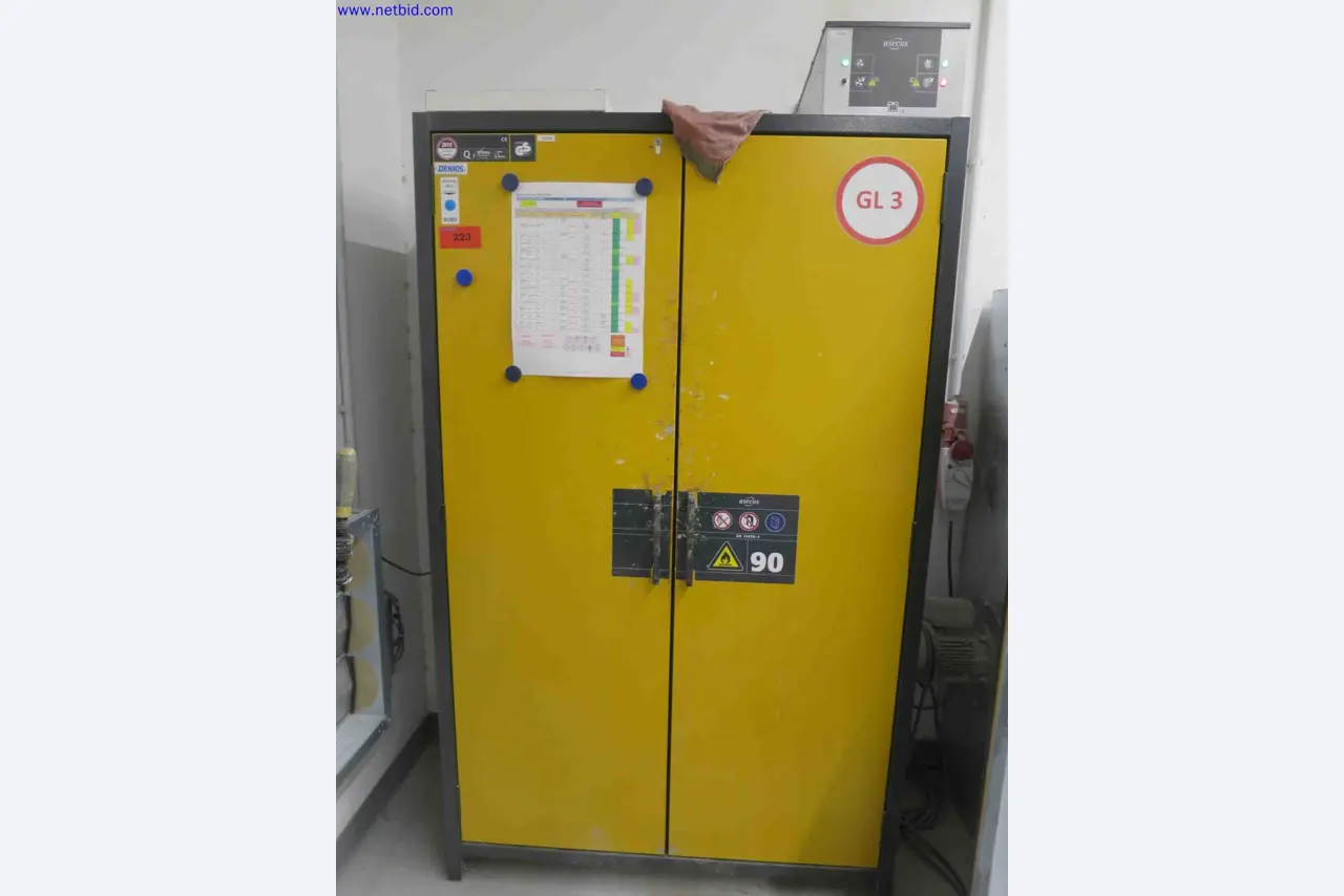 Máquinas CNC en buen estado para la fabricación de componentes metálicos de precisión-1