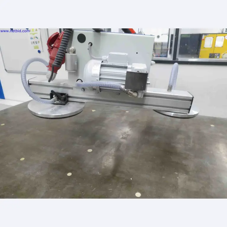 Machines CNC bien entretenues destinées à la fabrication de pièces métalliques de précision-3