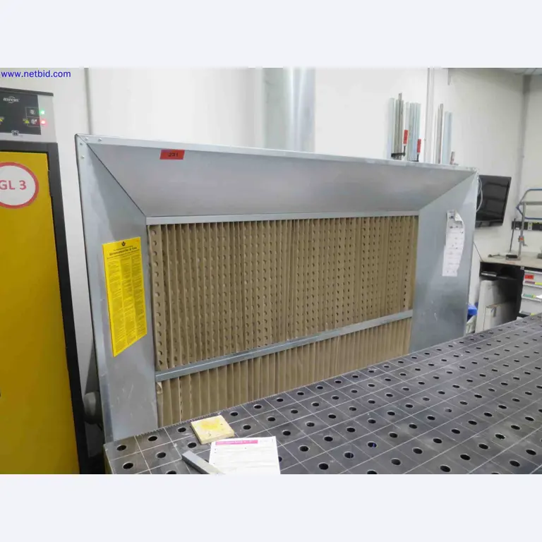 Machines CNC bien entretenues destinées à la fabrication de pièces métalliques de précision-1