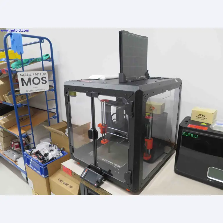 Máquinas CNC en buen estado para la fabricación de componentes metálicos de precisión-2