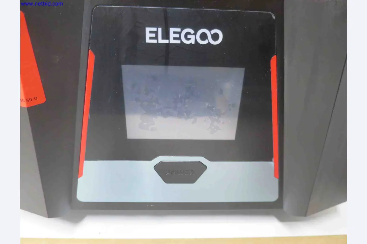 Máquinas CNC en buen estado para la fabricación de componentes metálicos de precisión-7